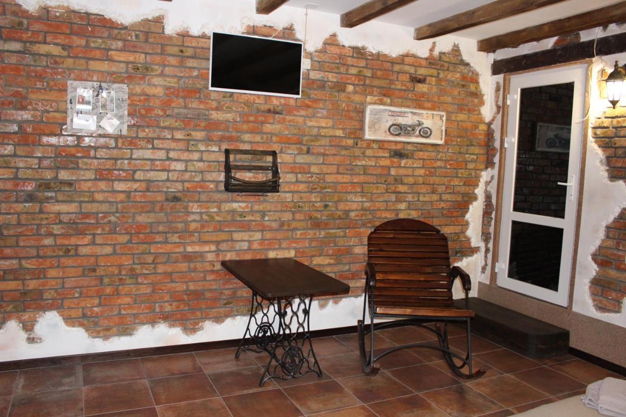 Hotel Biker'S Pub à Oleksandriia Extérieur photo